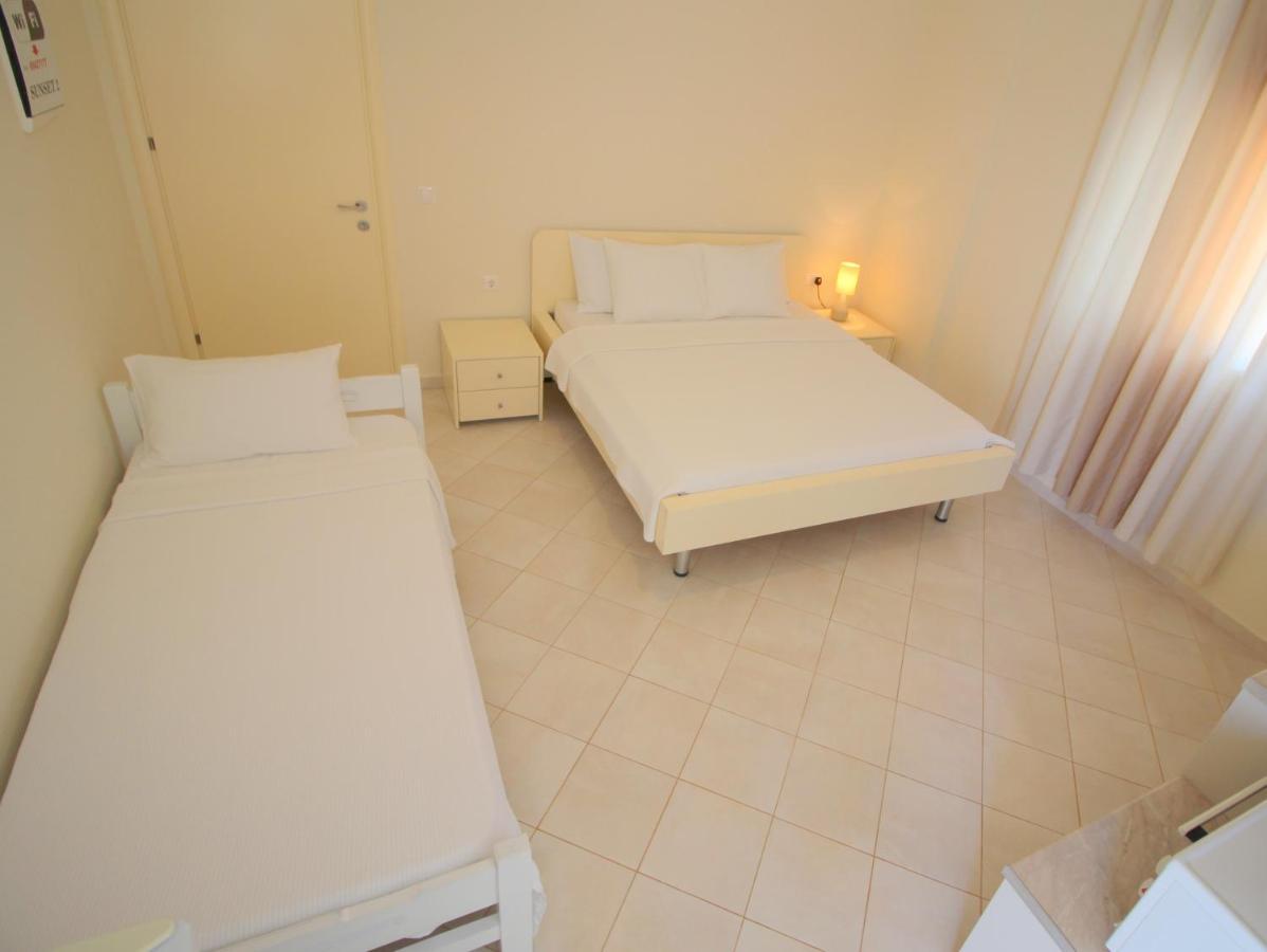 Sunset Apartments Berdenesh Saranda Dış mekan fotoğraf